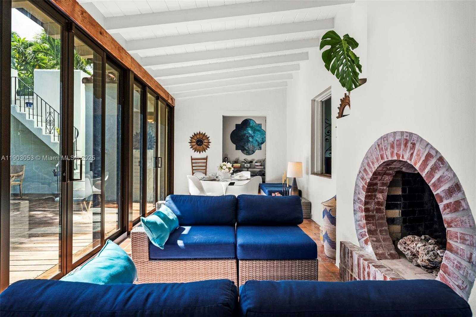 Small Image of 658 NORTH EAST 73RD ST, Miami Number 15