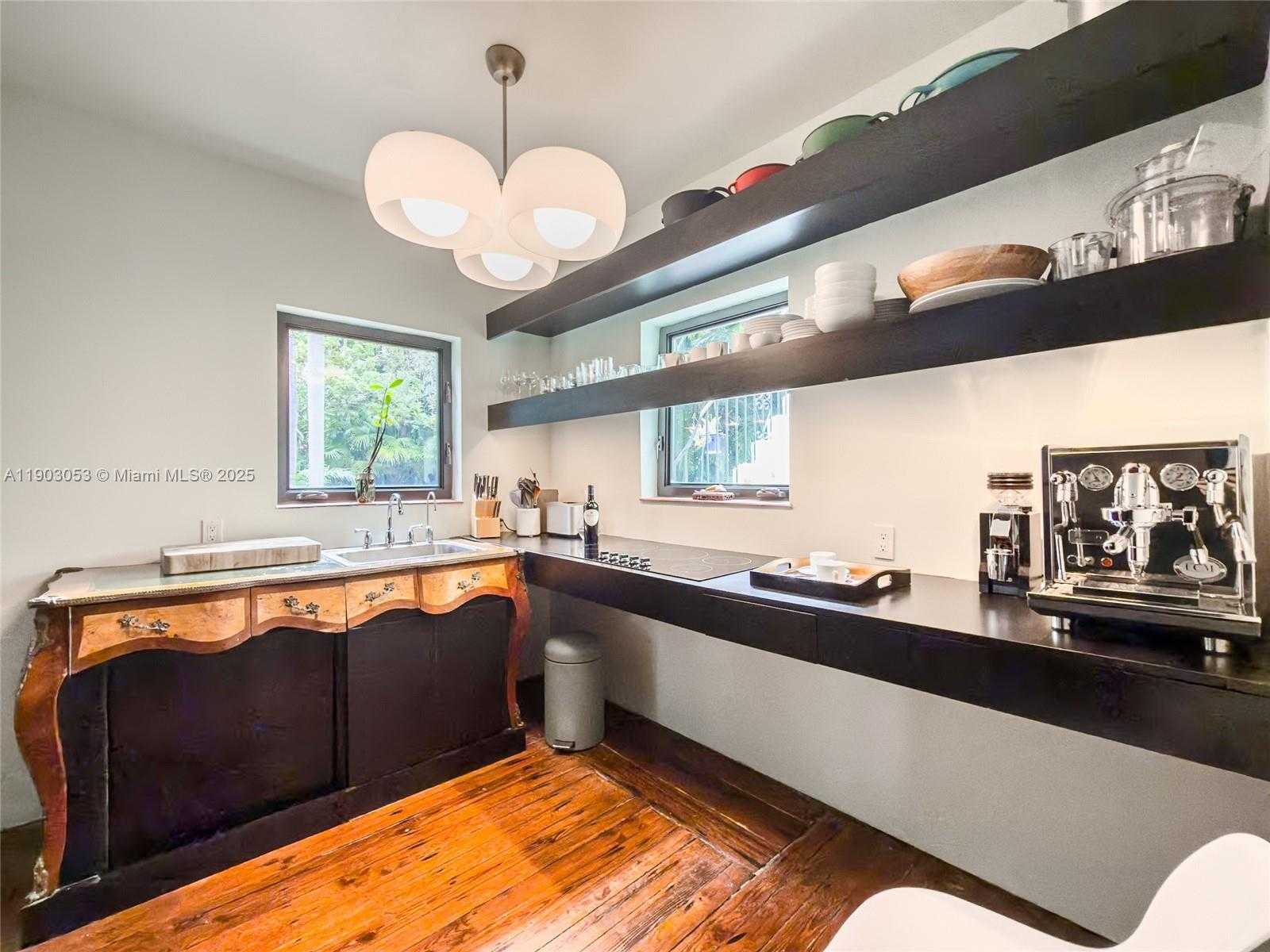 Small Image of 658 NORTH EAST 73RD ST, Miami Number 23