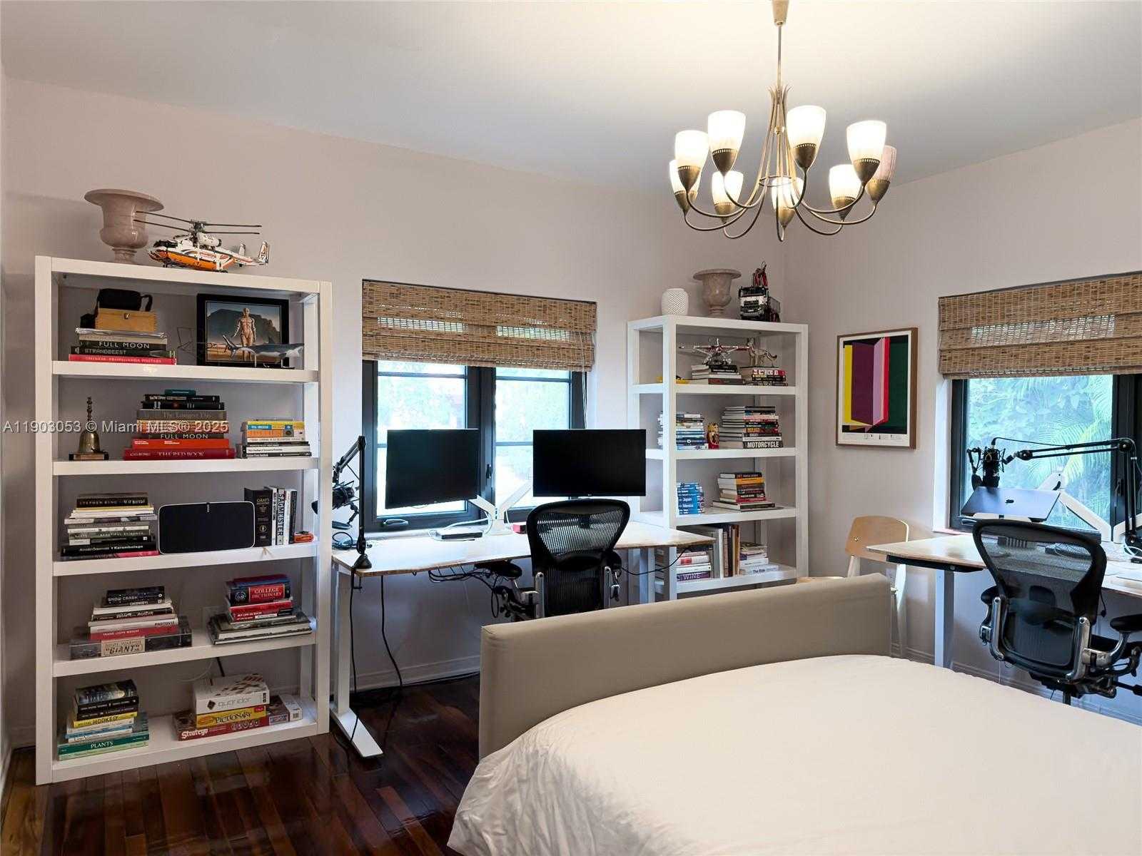 Small Image of 658 NORTH EAST 73RD ST, Miami Number 29