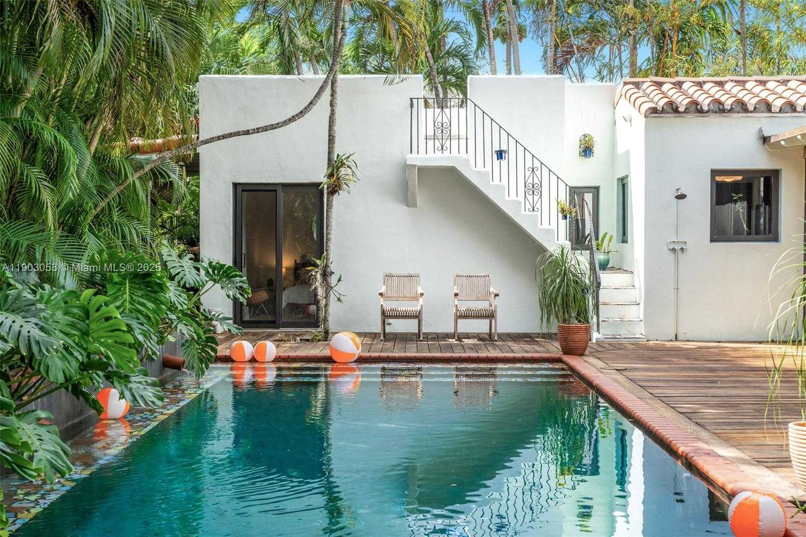 Small Image of 658 NORTH EAST 73RD ST, Miami Number 7