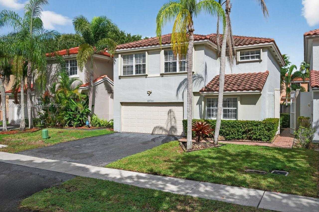 Small Image of 10753 LENOX RD, Cooper City Number 2