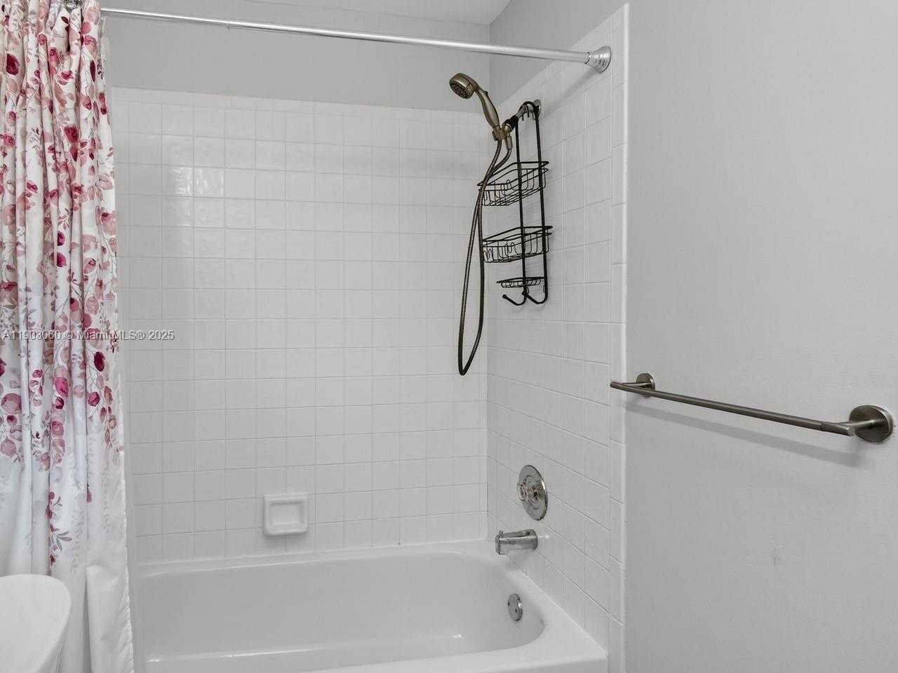 Small Image of 10753 LENOX RD, Cooper City Number 27