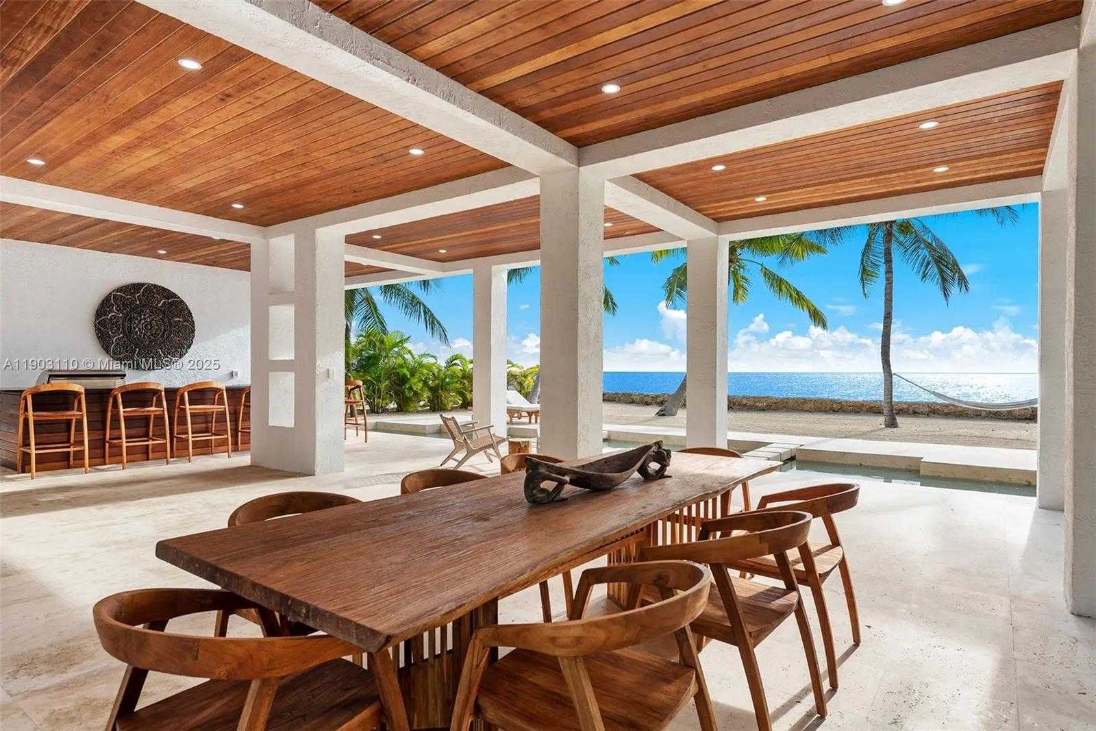 Imagen de Pequeño Objeto