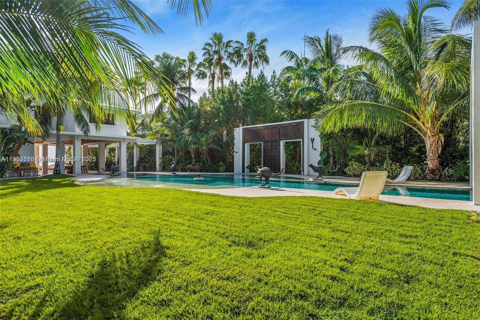 Imagen de Pequeño Objeto