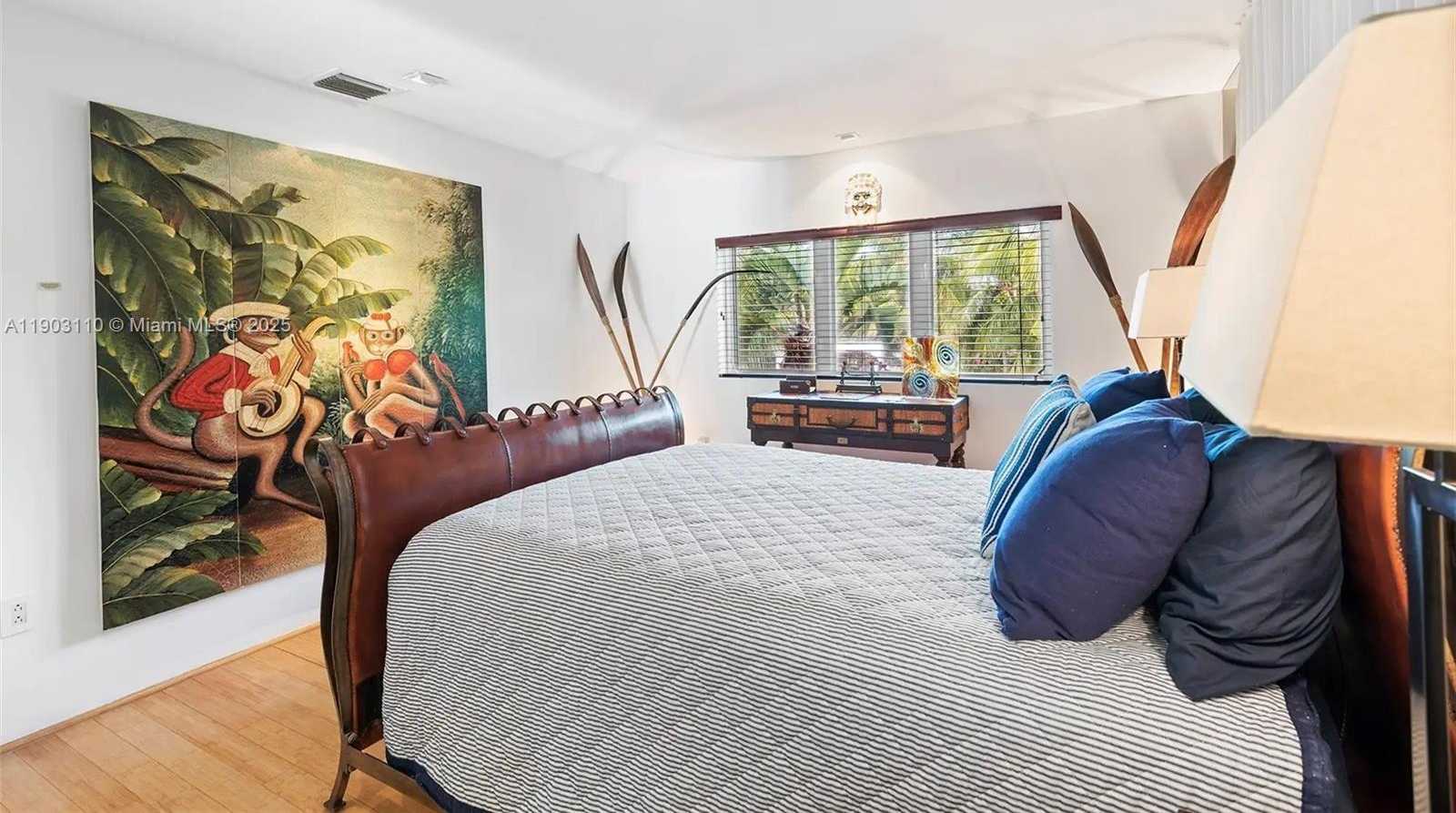 Imagen de Pequeño Objeto