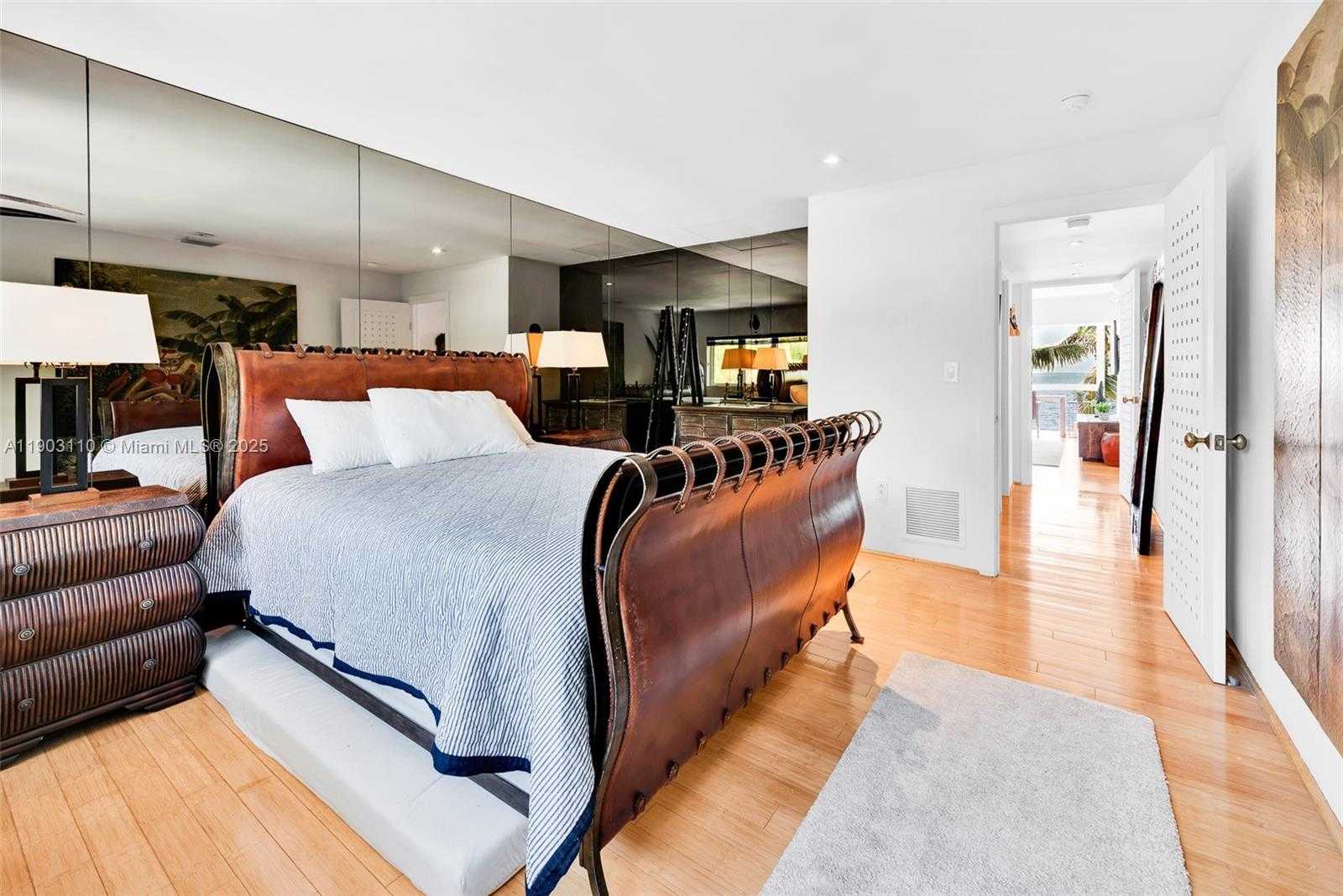 Imagen de Pequeño Objeto