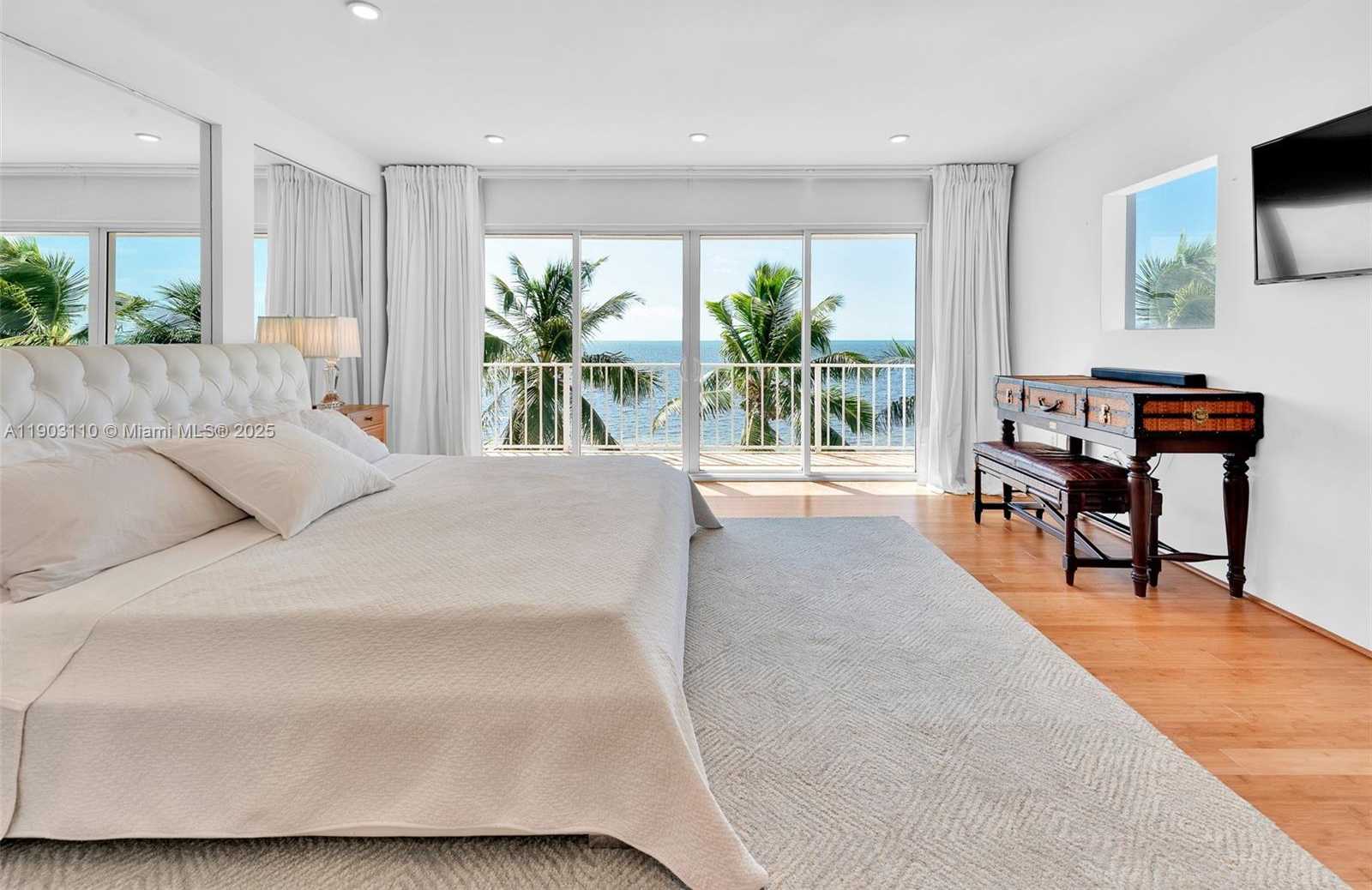 Imagen de Pequeño Objeto