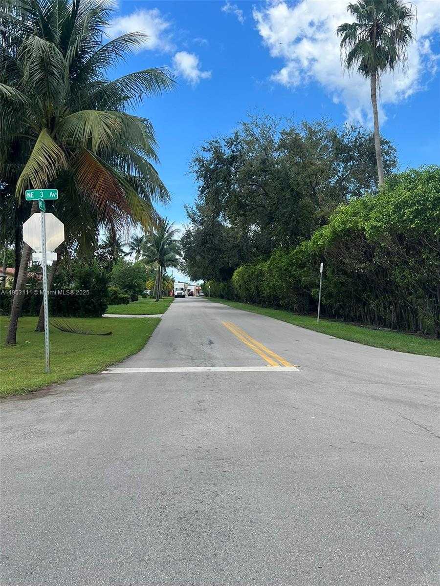 Small Image of 281 NORTH EAST 41ST ST, Oakland Park Number 11