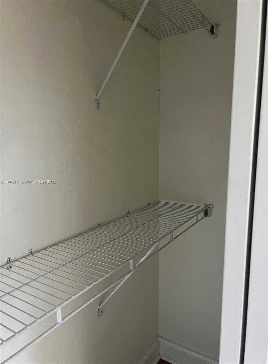 Small Image of 281 NORTH EAST 41ST ST, Oakland Park Number 32