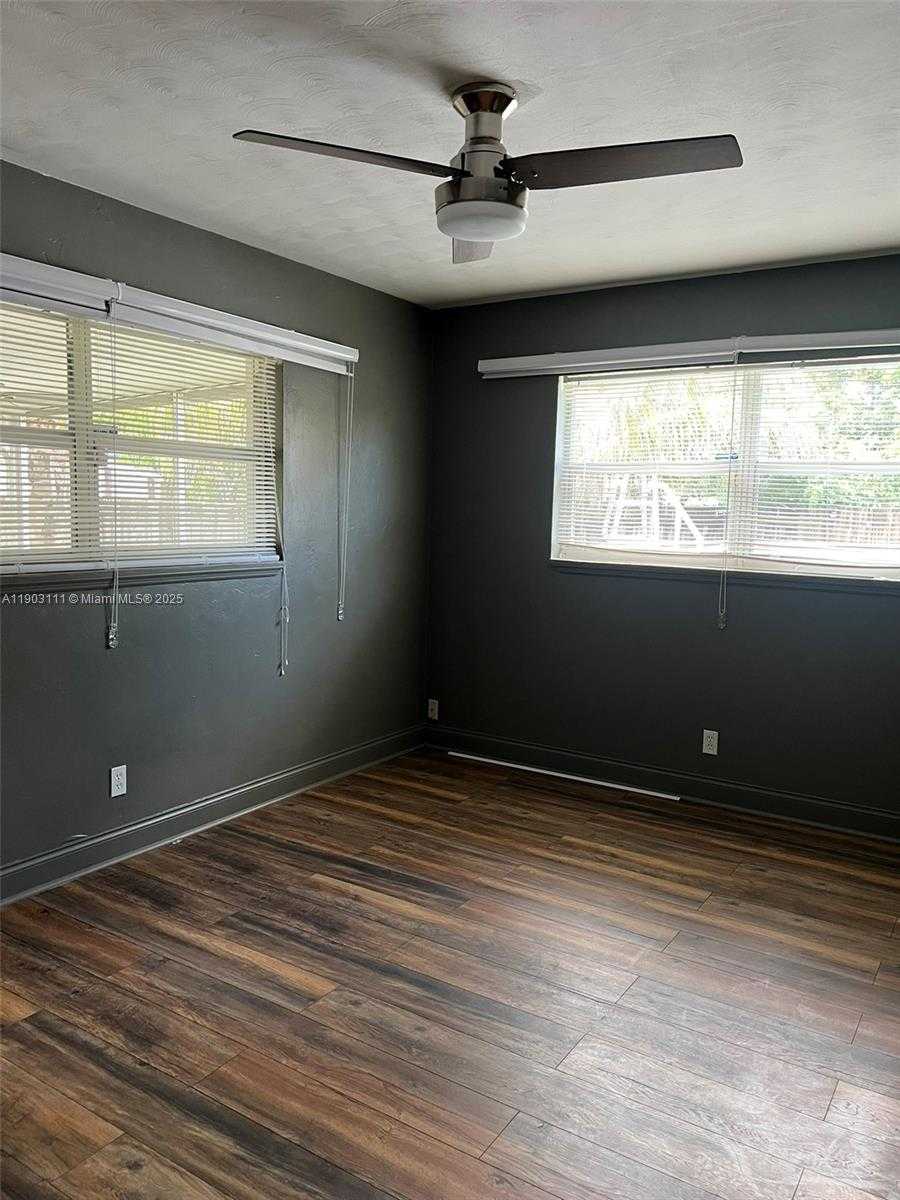 Small Image of 281 NORTH EAST 41ST ST, Oakland Park Number 33