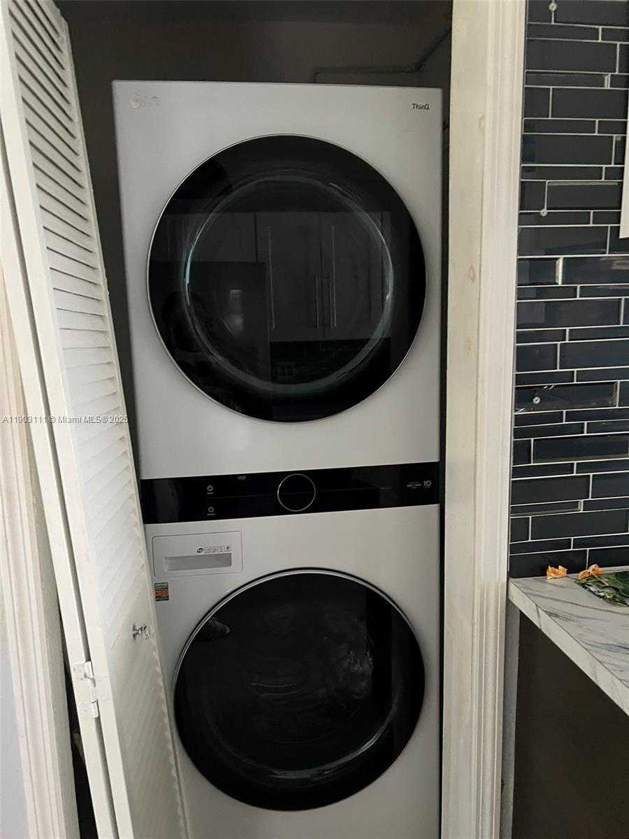 Small Image of 281 NORTH EAST 41ST ST, Oakland Park Number 45