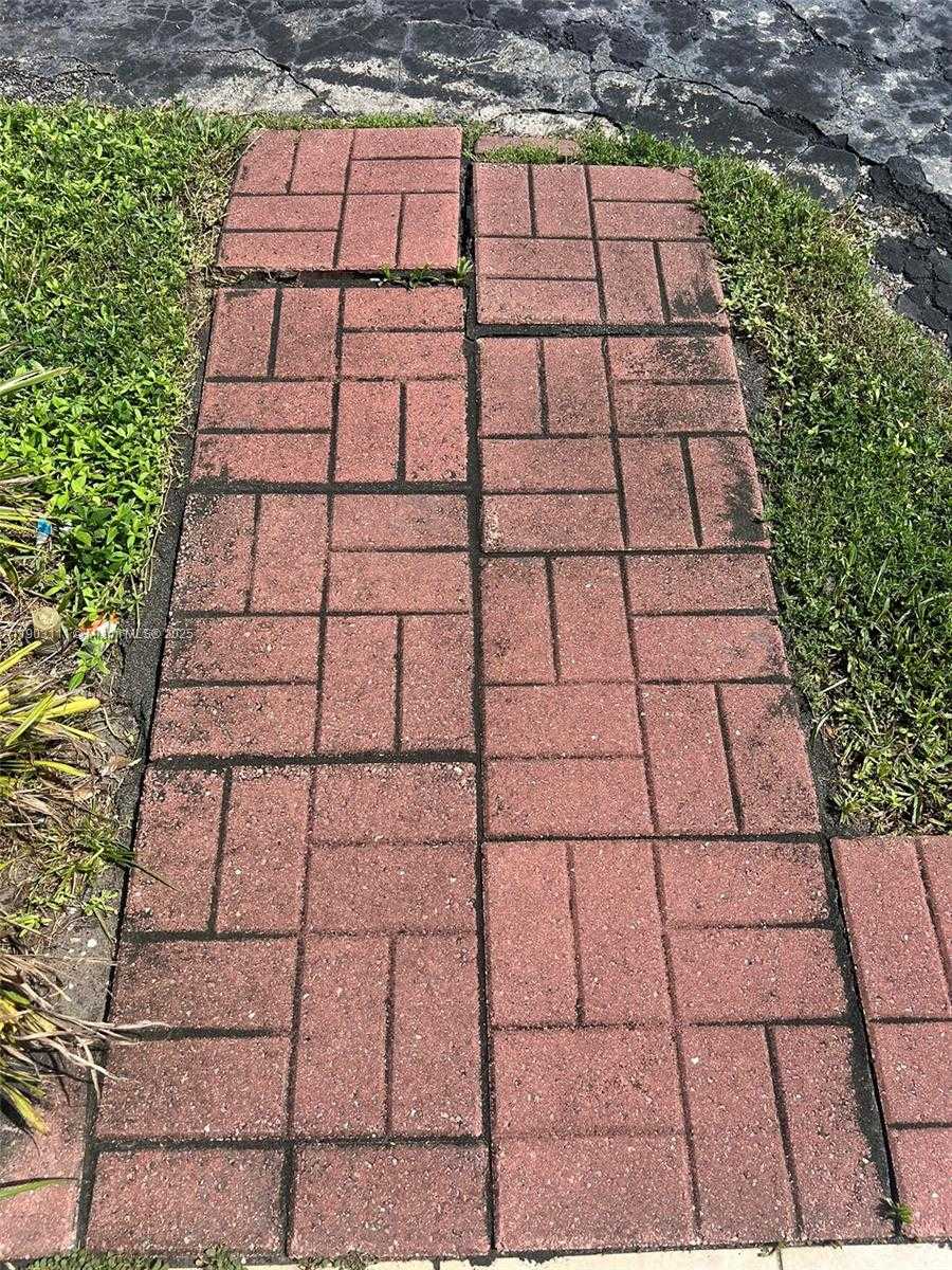 Small Image of 281 NORTH EAST 41ST ST, Oakland Park Number 72