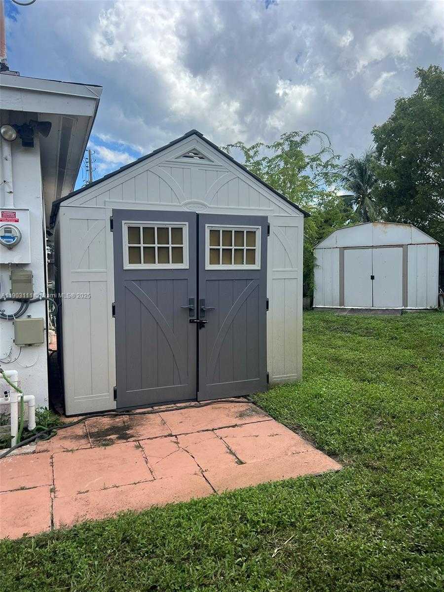 Small Image of 281 NORTH EAST 41ST ST, Oakland Park Number 74