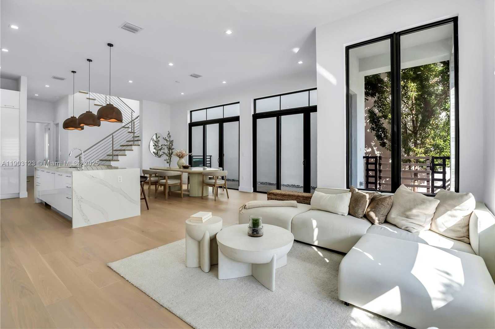 Small Image of 8013 NORTH WEST 42ND ST, Doral Number 6