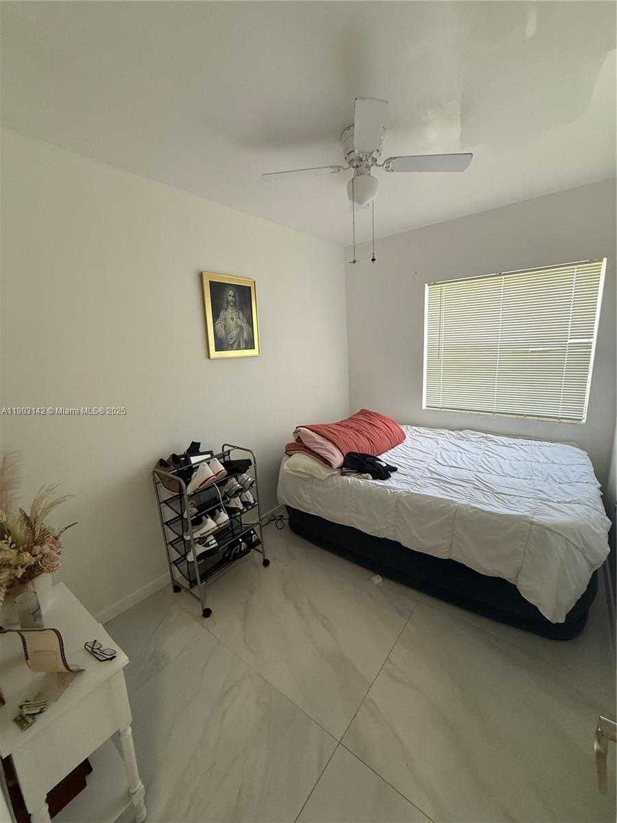 Small Image of 580 NORTH WEST 185TH ST, Miami Gardens Number 9