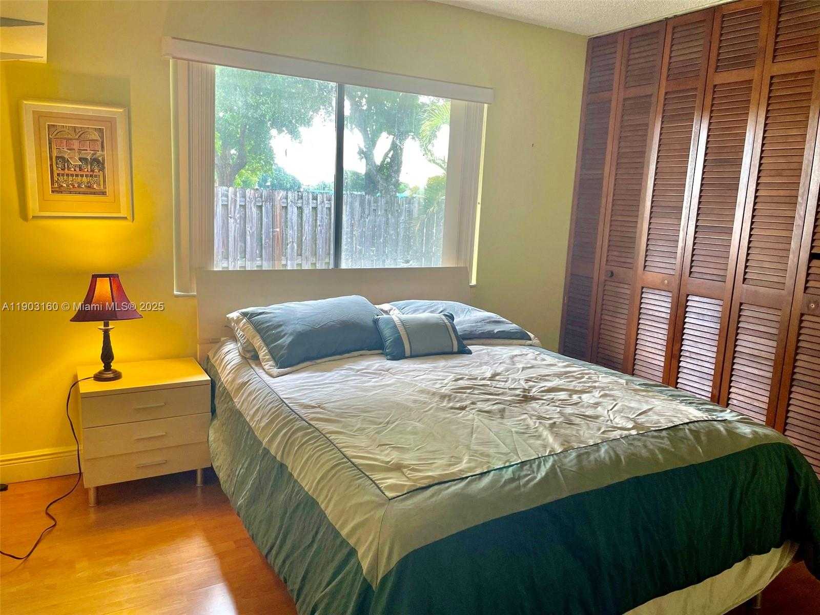 Small Image of 14604 SOUTH WEST 60TH TER, Miami Number 17