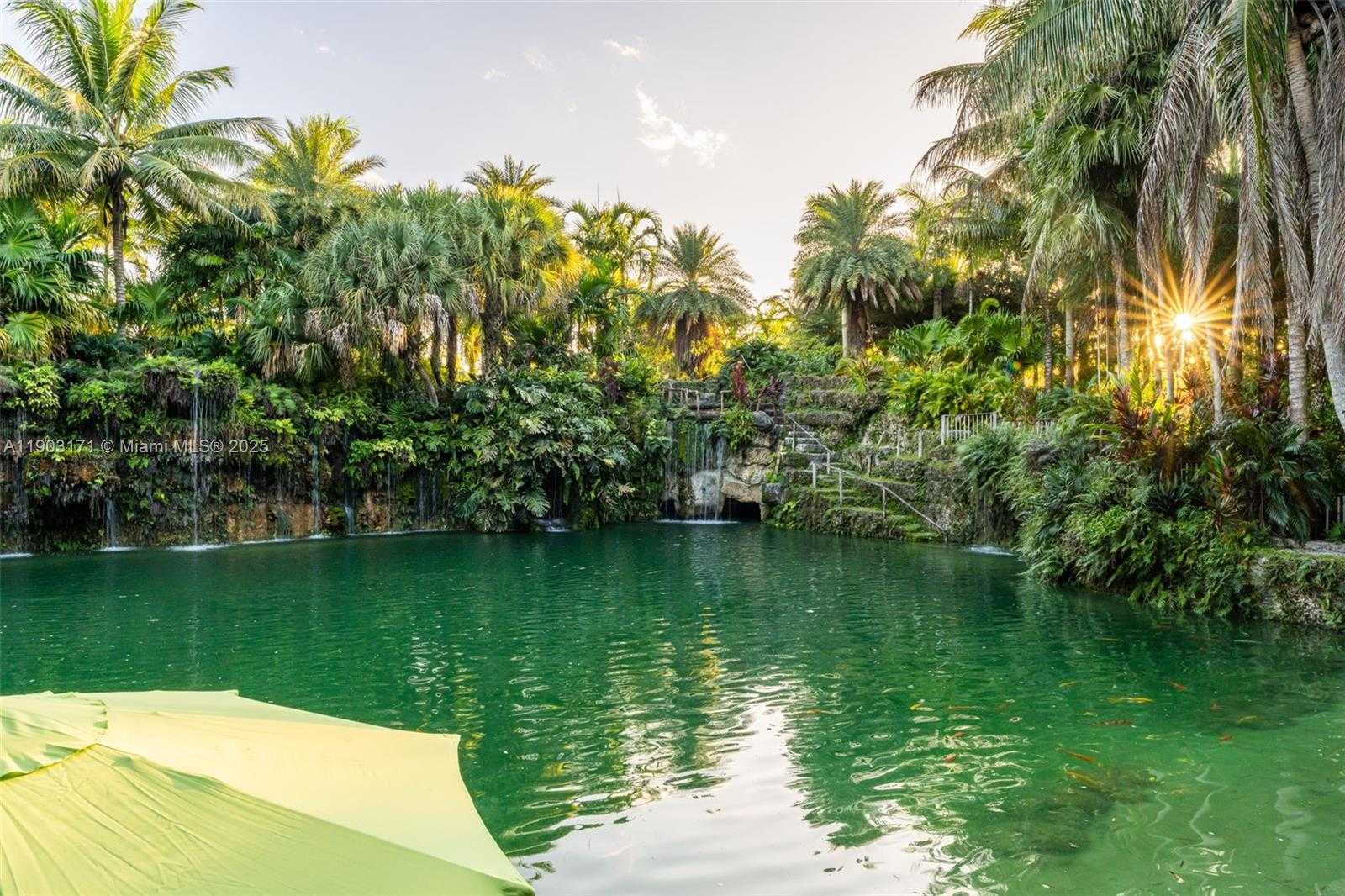 Small Image of 15000 SOUTH WEST 200TH ST, Miami Number 18