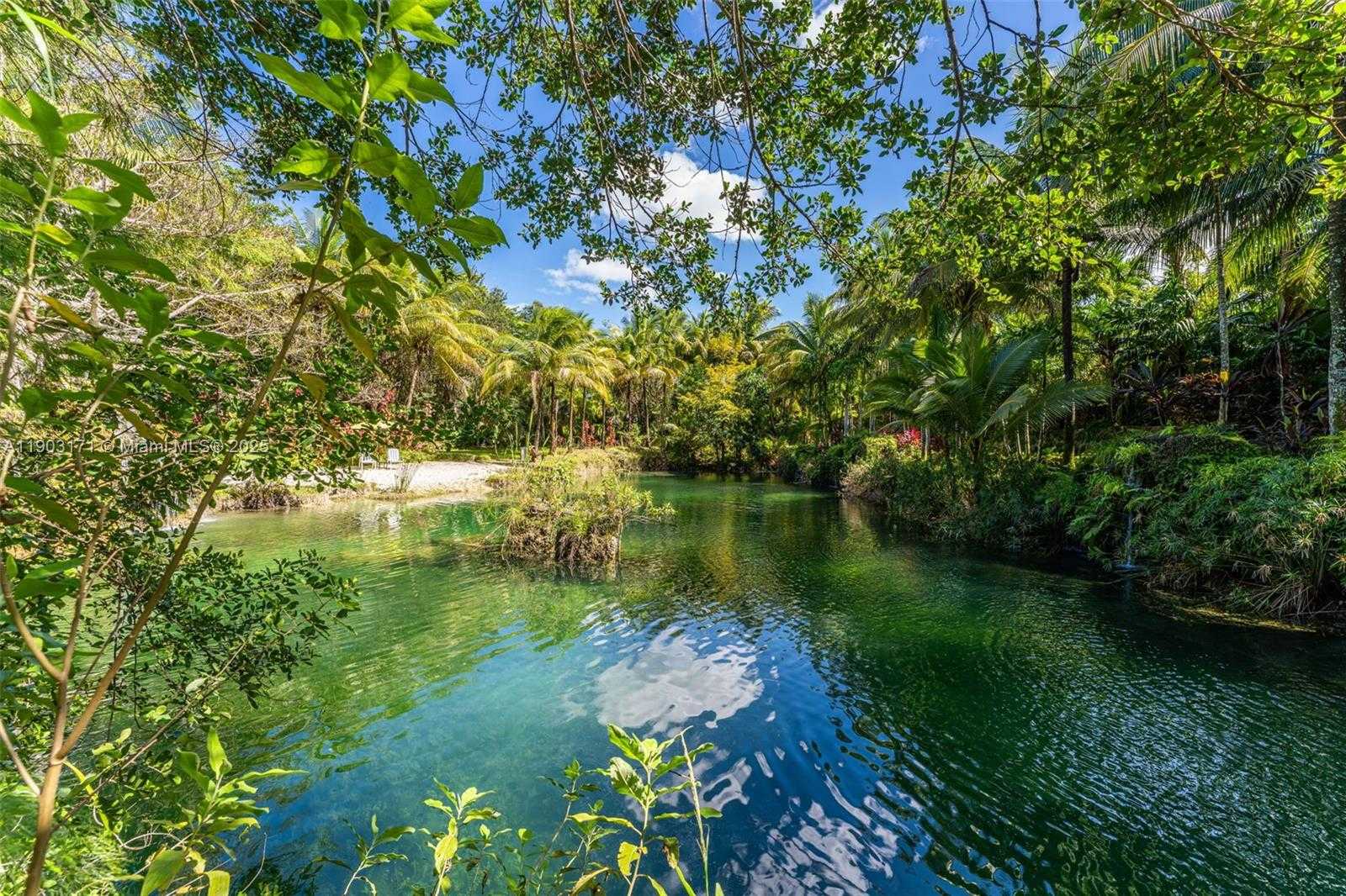 Small Image of 15000 SOUTH WEST 200TH ST, Miami Number 40