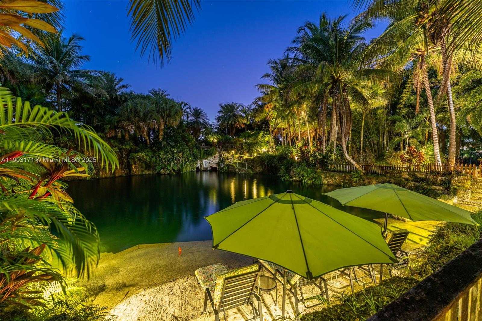 Small Image of 15000 SOUTH WEST 200TH ST, Miami Number 6