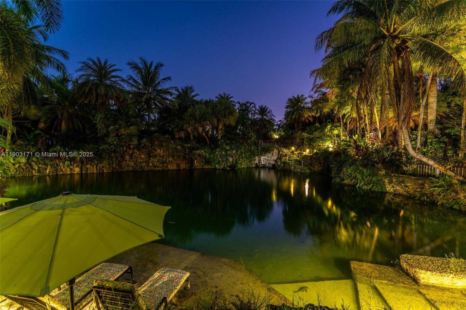 Small Image of 15000 SOUTH WEST 200TH ST, Miami Number 7