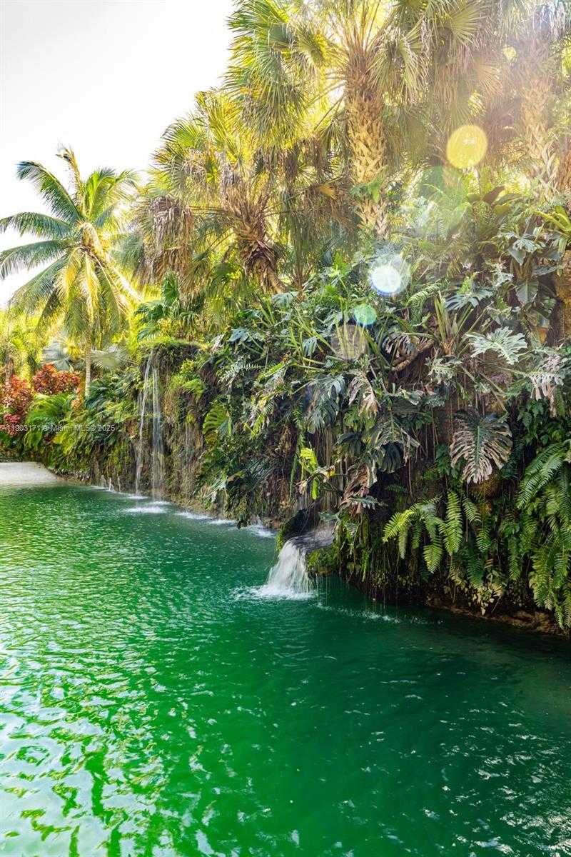 Small Image of 15000 SOUTH WEST 200TH ST, Miami Number 84