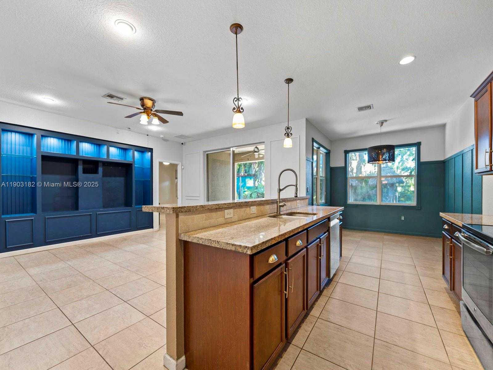 Small Image of 2101 NORTH WEST 15TH TER, Homestead Number 14