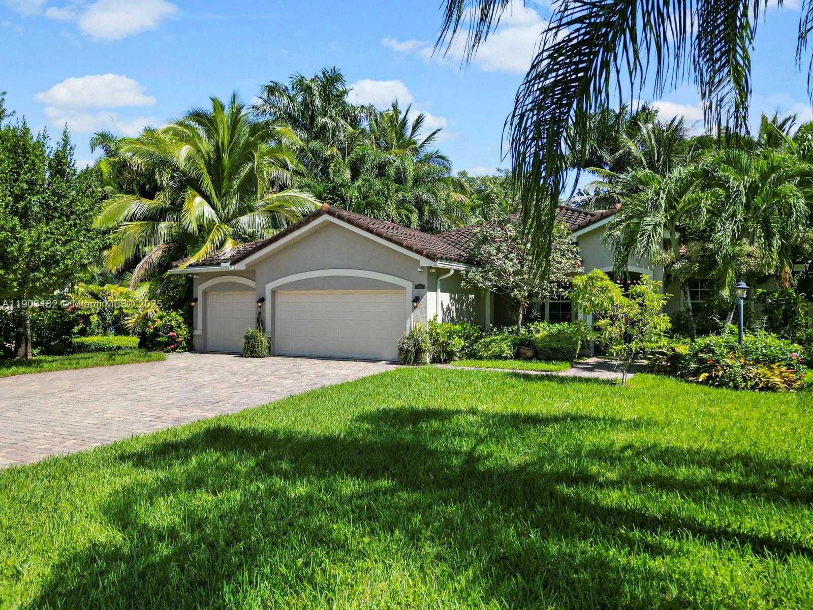 Small Image of 2101 NORTH WEST 15TH TER, Homestead Number 42