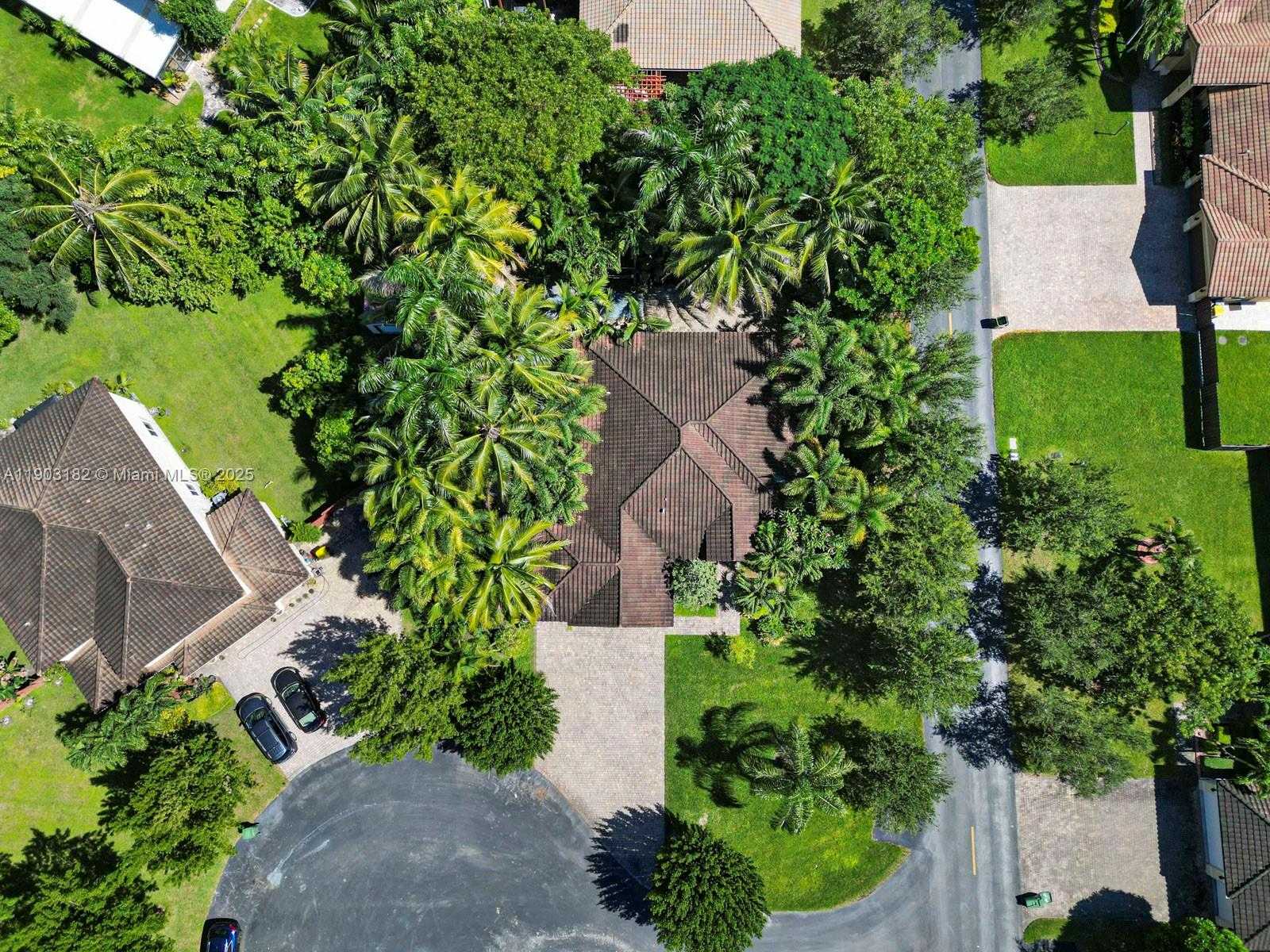 Small Image of 2101 NORTH WEST 15TH TER, Homestead Number 47