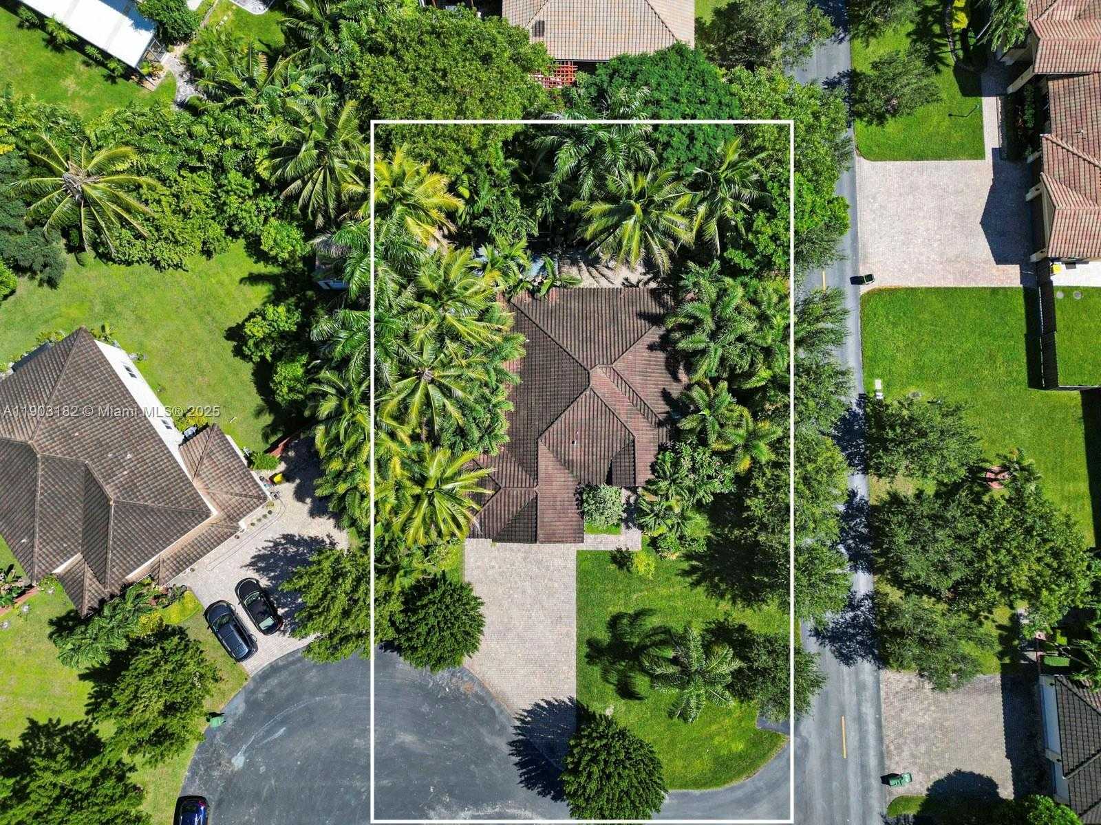 Small Image of 2101 NORTH WEST 15TH TER, Homestead Number 5