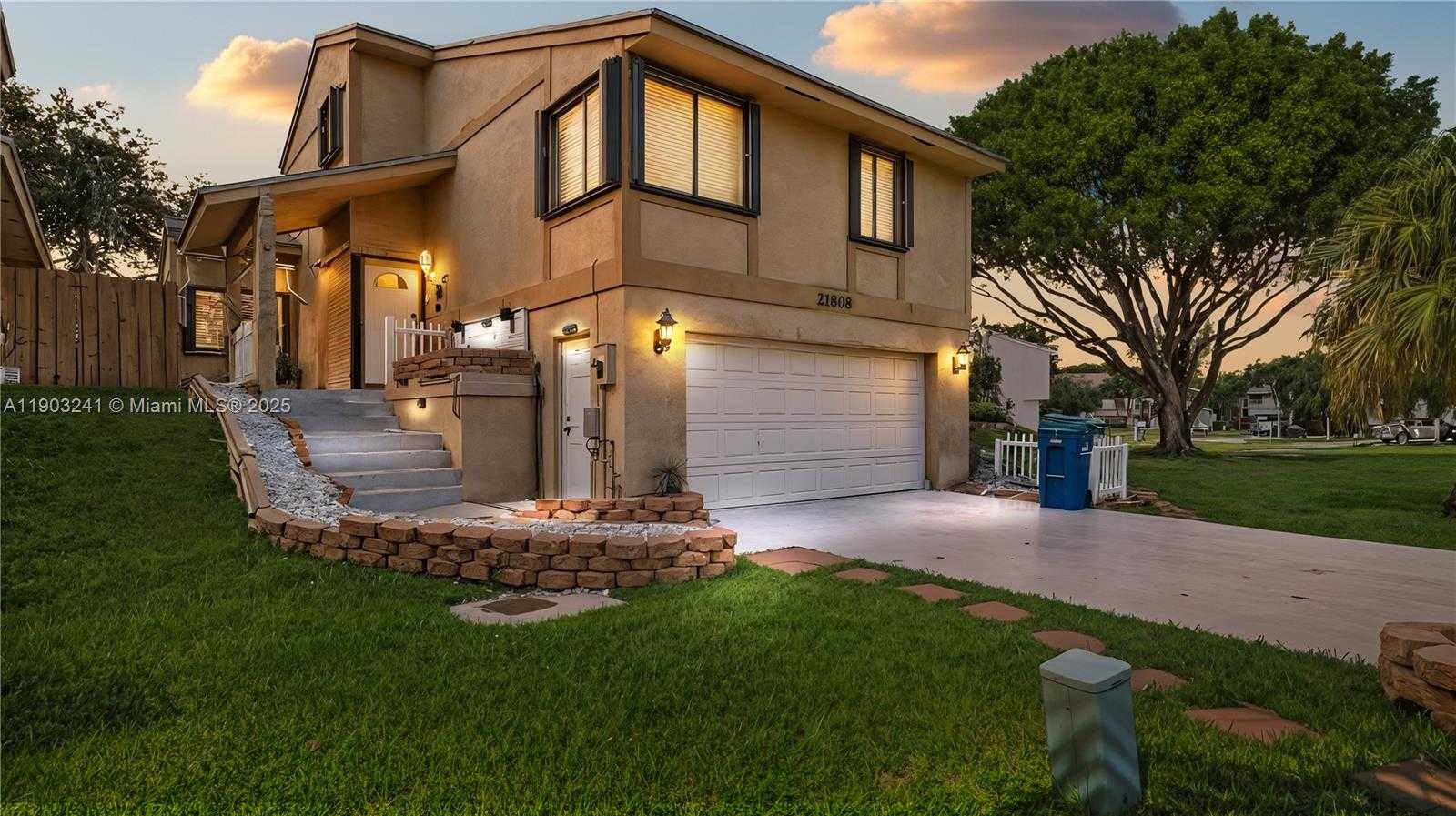 Small Image of 21808 SOUTH WEST 99TH AVE, Cutler Bay Number 1