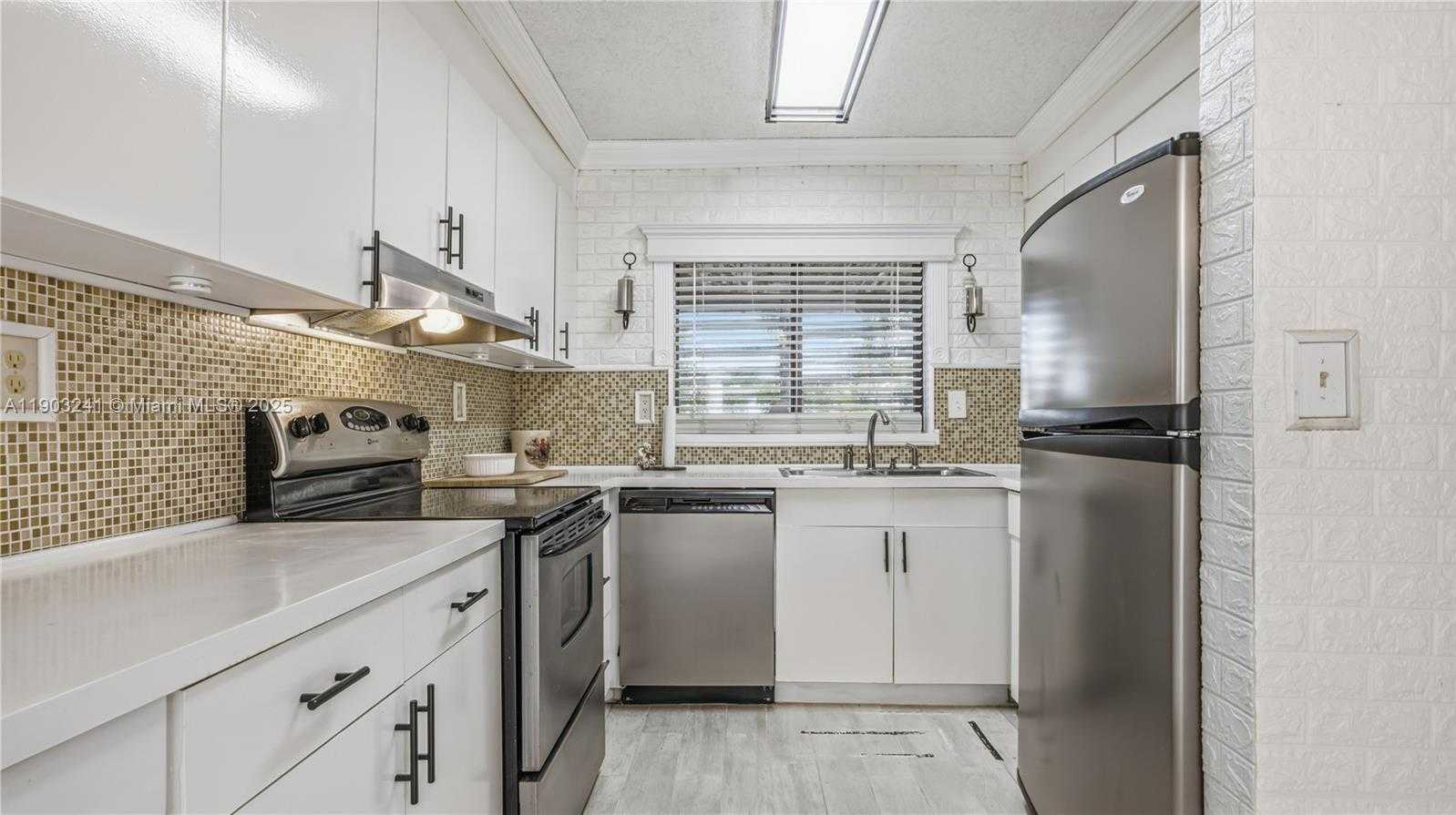 Small Image of 21808 SOUTH WEST 99TH AVE, Cutler Bay Number 14