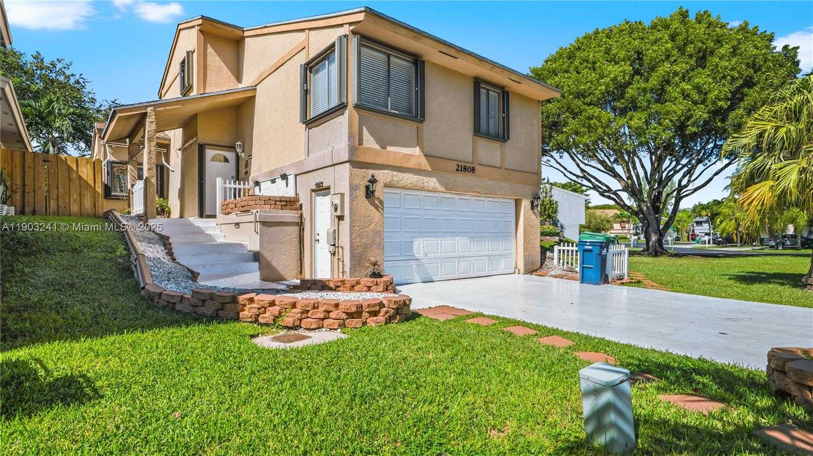 Small Image of 21808 SOUTH WEST 99TH AVE, Cutler Bay Number 2