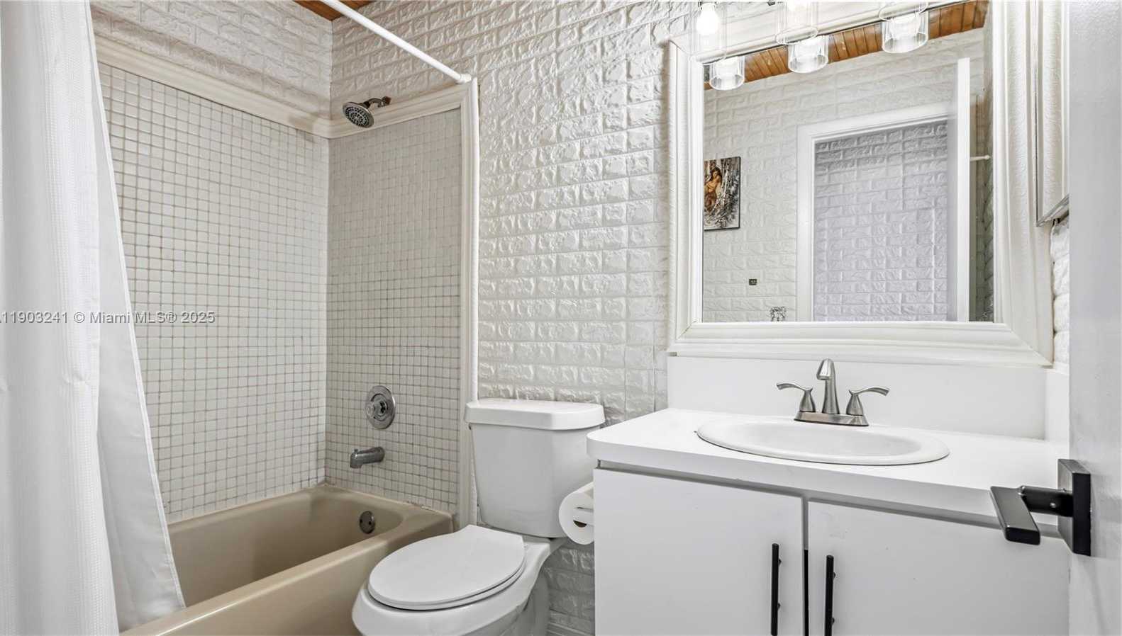 Small Image of 21808 SOUTH WEST 99TH AVE, Cutler Bay Number 27