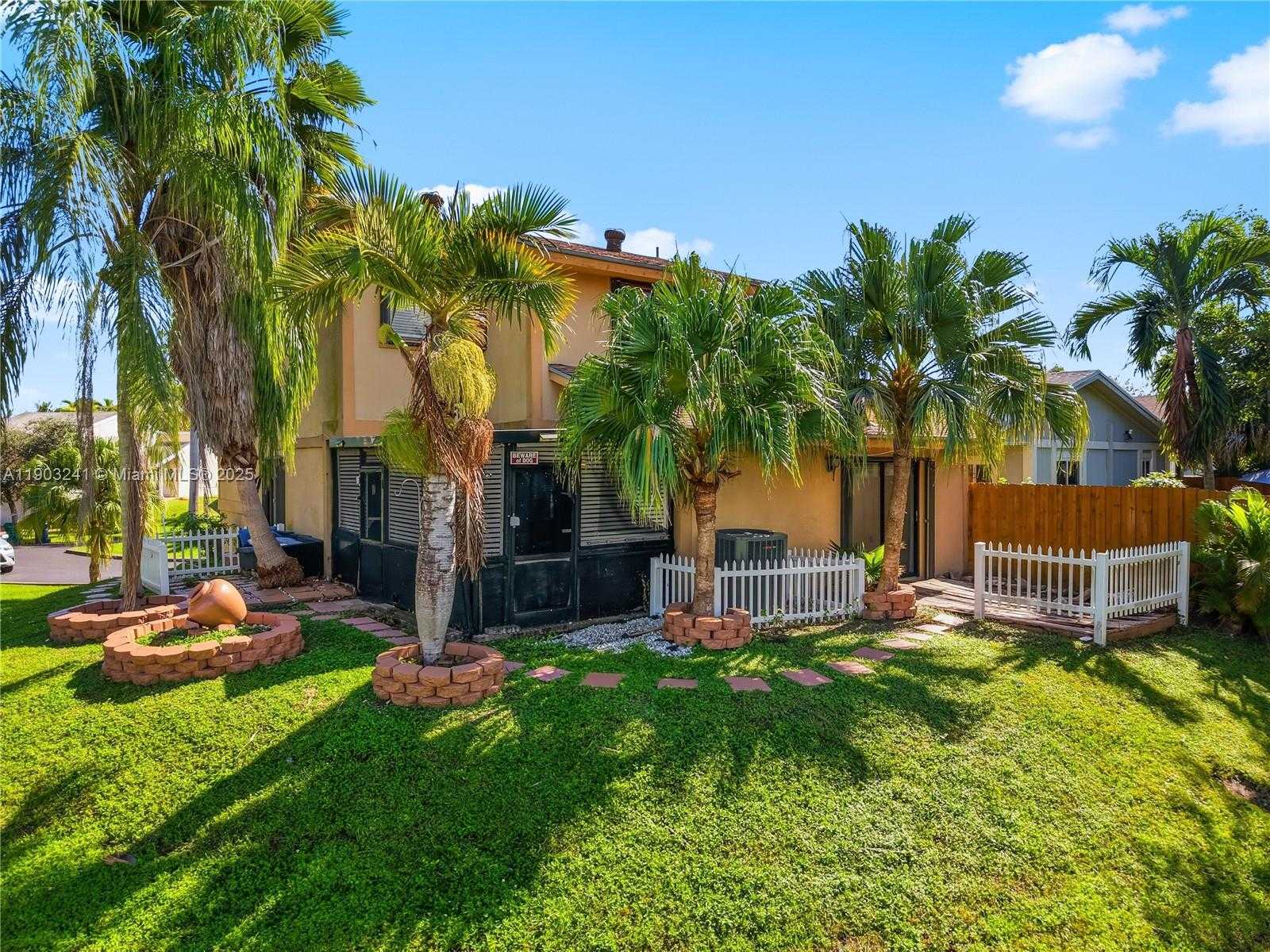 Small Image of 21808 SOUTH WEST 99TH AVE, Cutler Bay Number 35