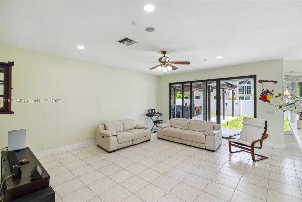 Small Image of 17956 SOUTH WEST 35TH DR, Miramar Number 12