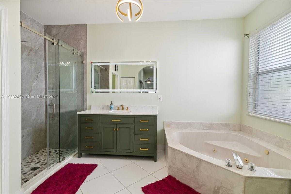 Small Image of 17956 SOUTH WEST 35TH DR, Miramar Number 27