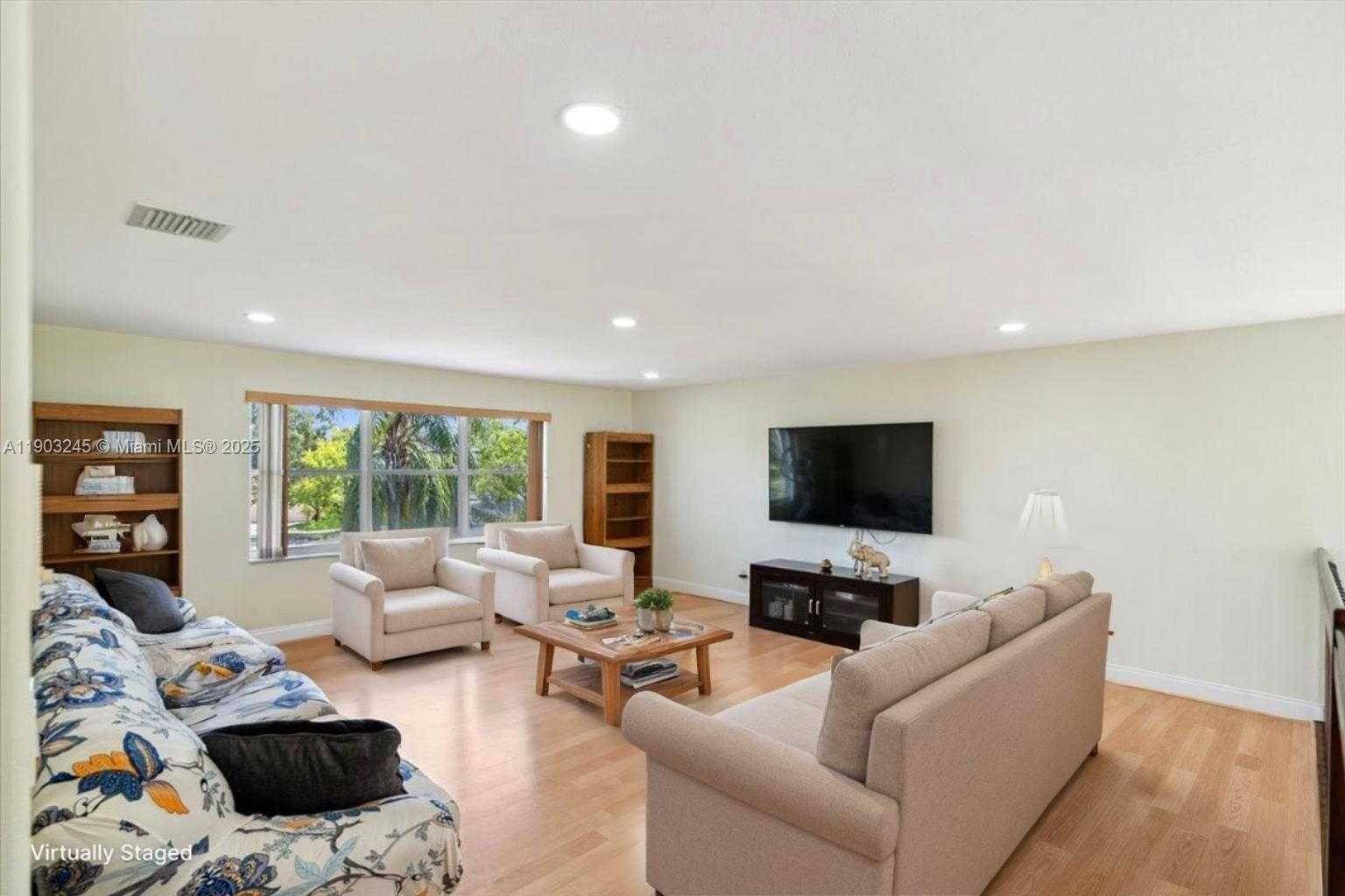 Small Image of 17956 SOUTH WEST 35TH DR, Miramar Number 33