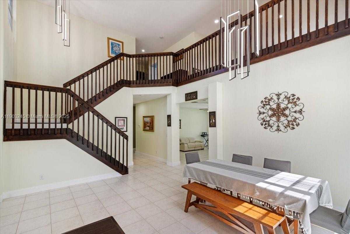 Small Image of 17956 SOUTH WEST 35TH DR, Miramar Number 9