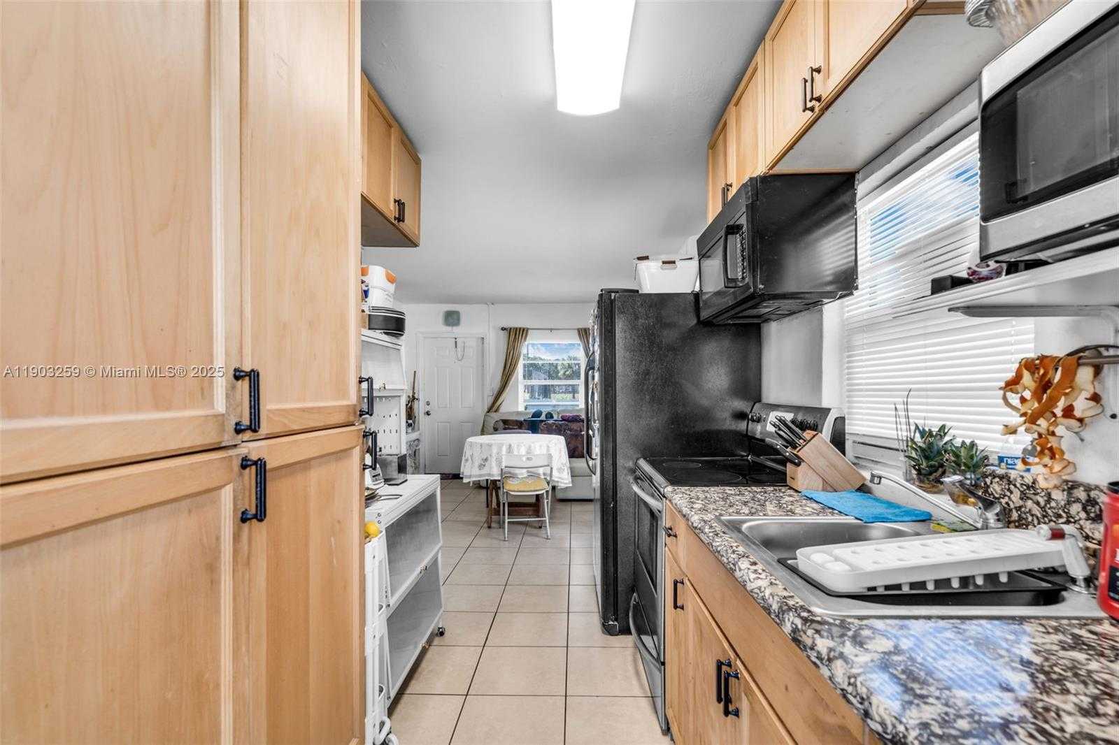 Imagen de Pequeño Objeto