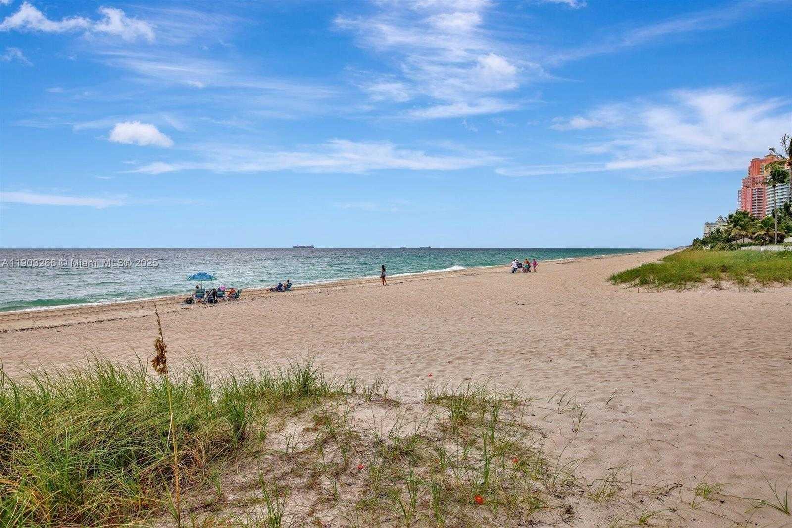 Imagen de Pequeño Objeto