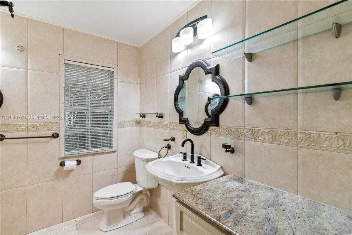 Small Image of 17610 SOUTH WEST 4TH CT, Pembroke Pines Number 25