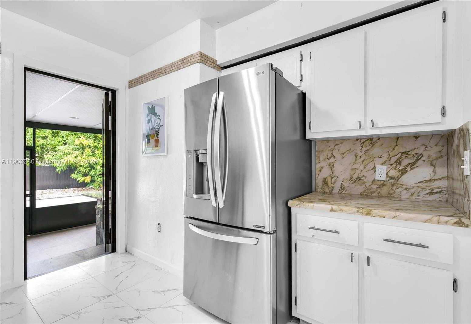 Small Image of 175 WEST 56TH ST, Hialeah Number 10