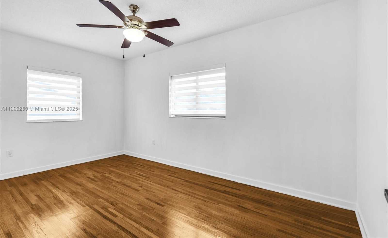 Small Image of 175 WEST 56TH ST, Hialeah Number 11