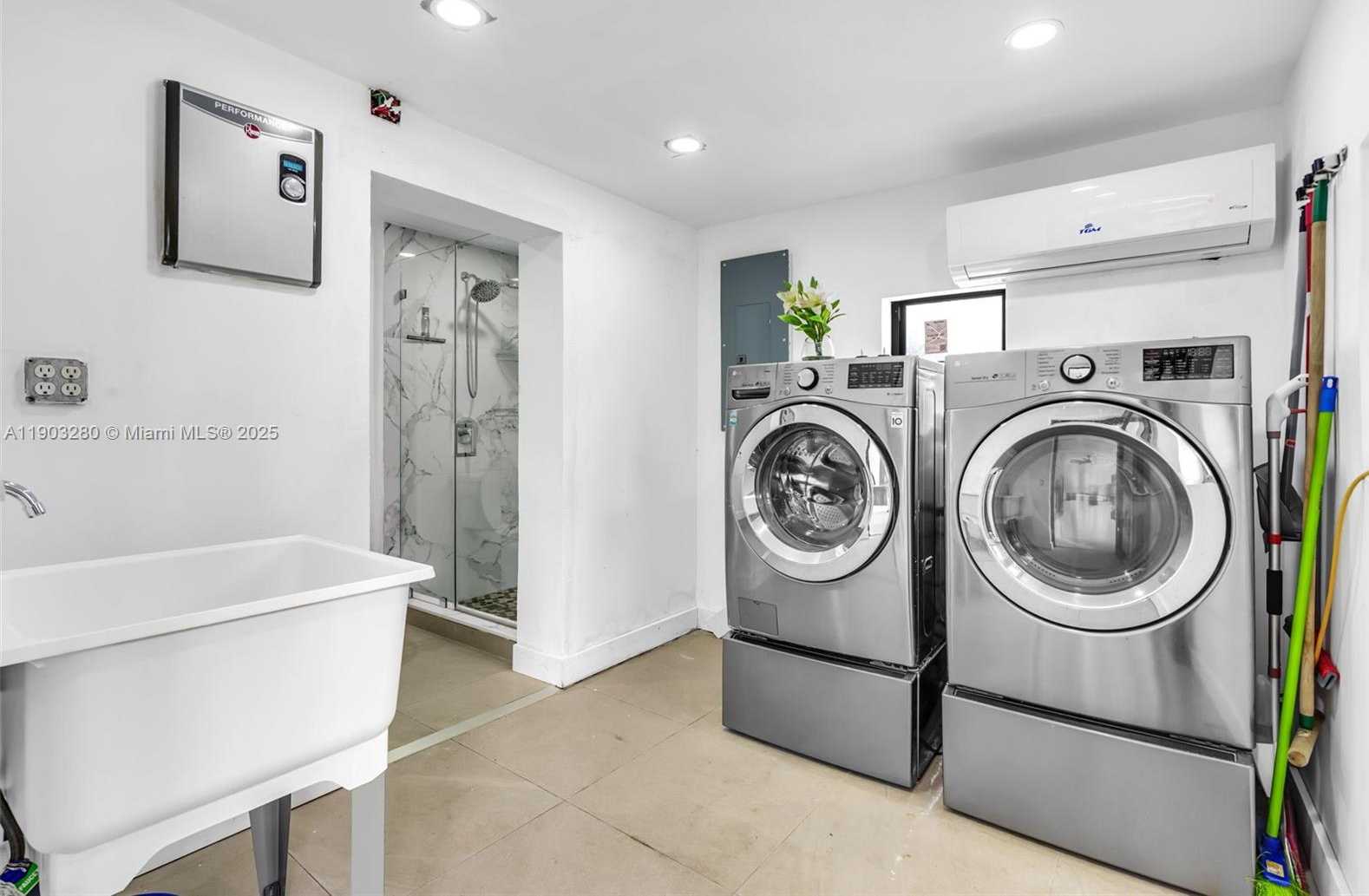 Small Image of 175 WEST 56TH ST, Hialeah Number 20