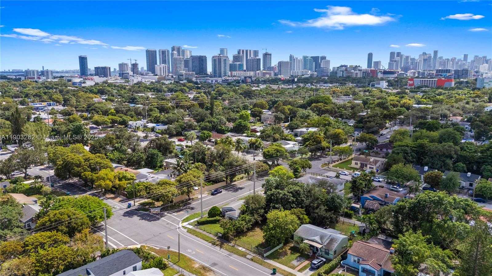 Imagen de Pequeño Objeto