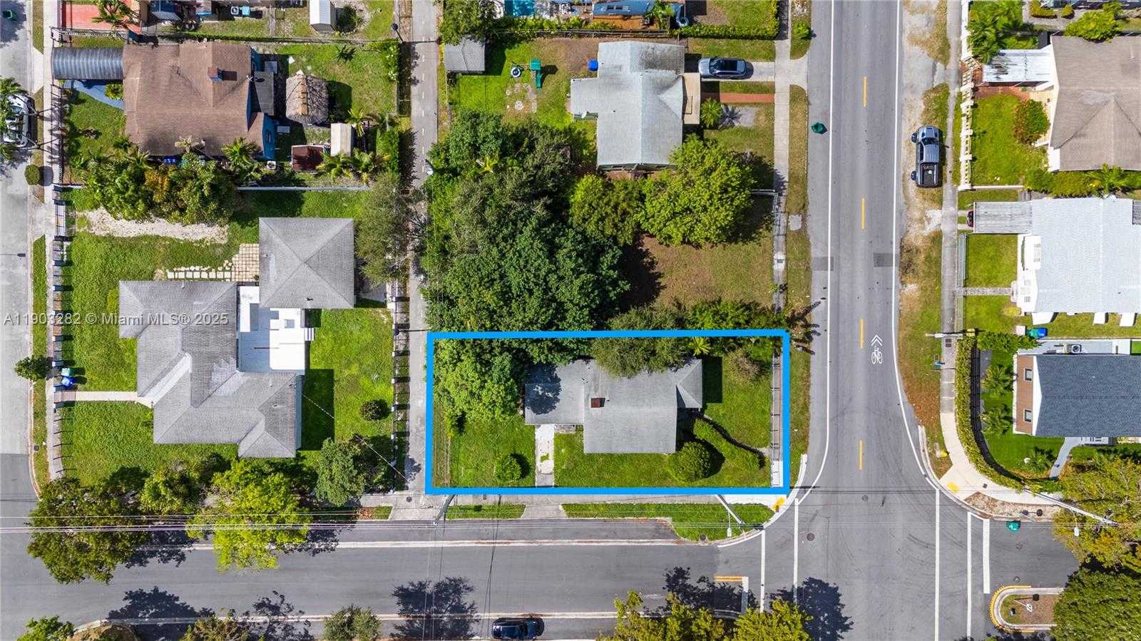 Imagen de Pequeño Objeto