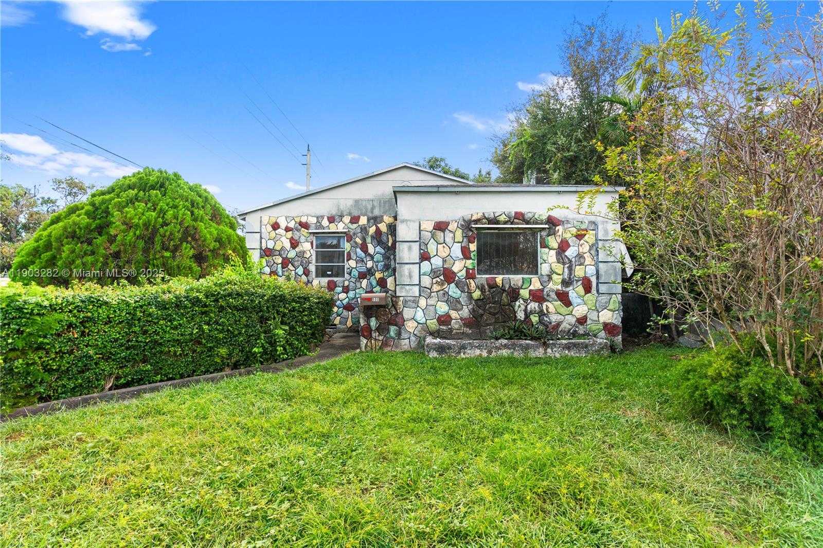 Imagen de Pequeño Objeto