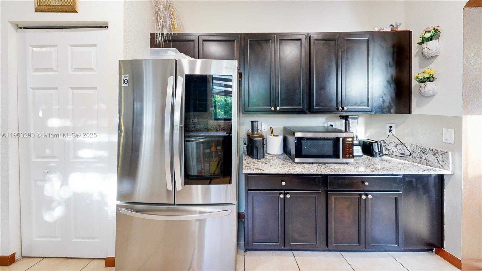 Small Image of 174 SOUTH EAST 35TH AVE, Homestead Number 17