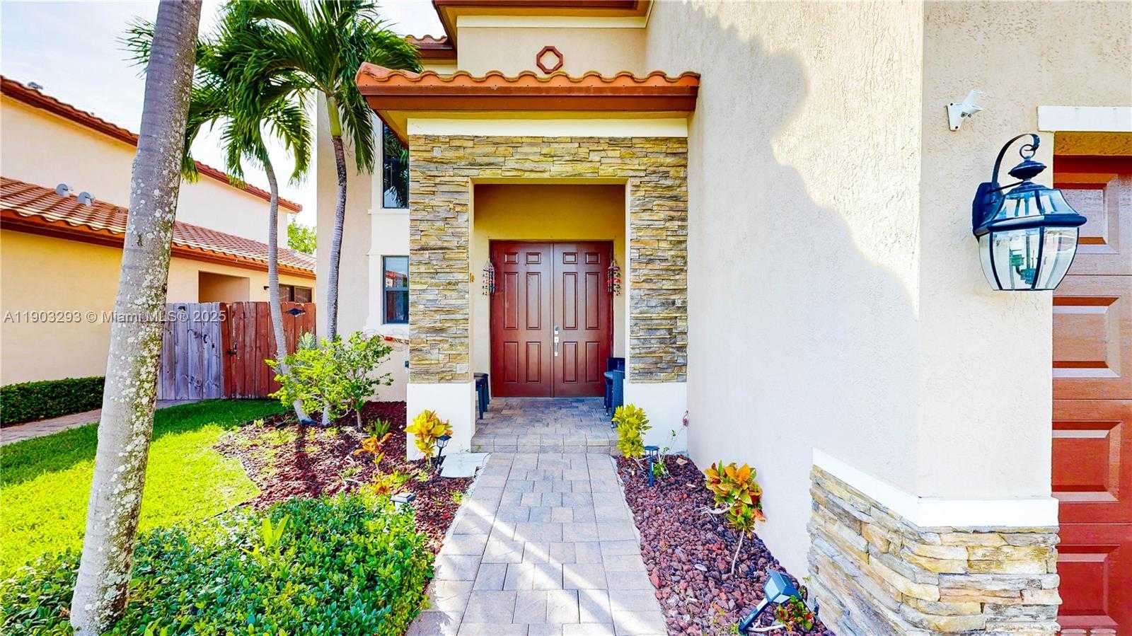 Small Image of 174 SOUTH EAST 35TH AVE, Homestead Number 4