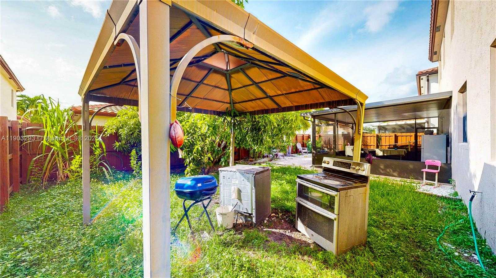 Small Image of 174 SOUTH EAST 35TH AVE, Homestead Number 71